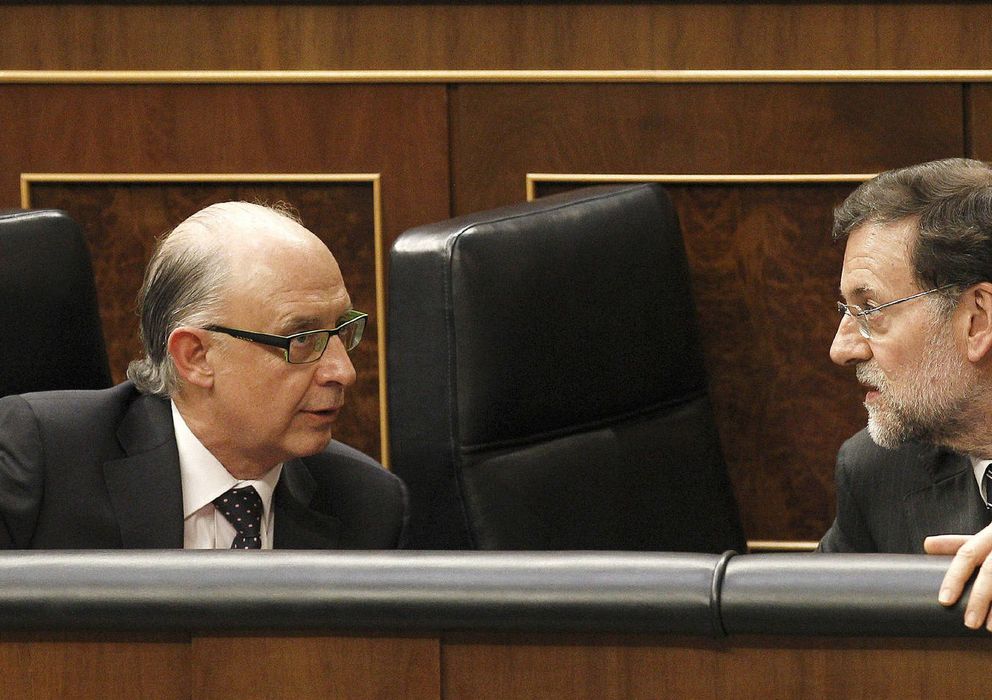 Foto: Montoro junto a Rajoy en el Congreso (Efe).