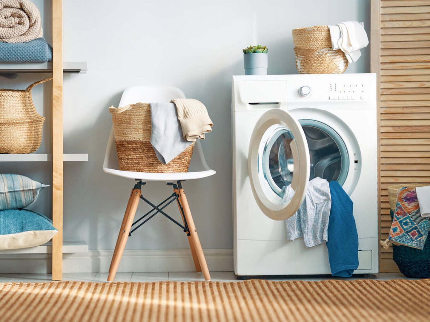Las lavadoras en el extranjero están en el baño o en zonas comunitarias (iStock)