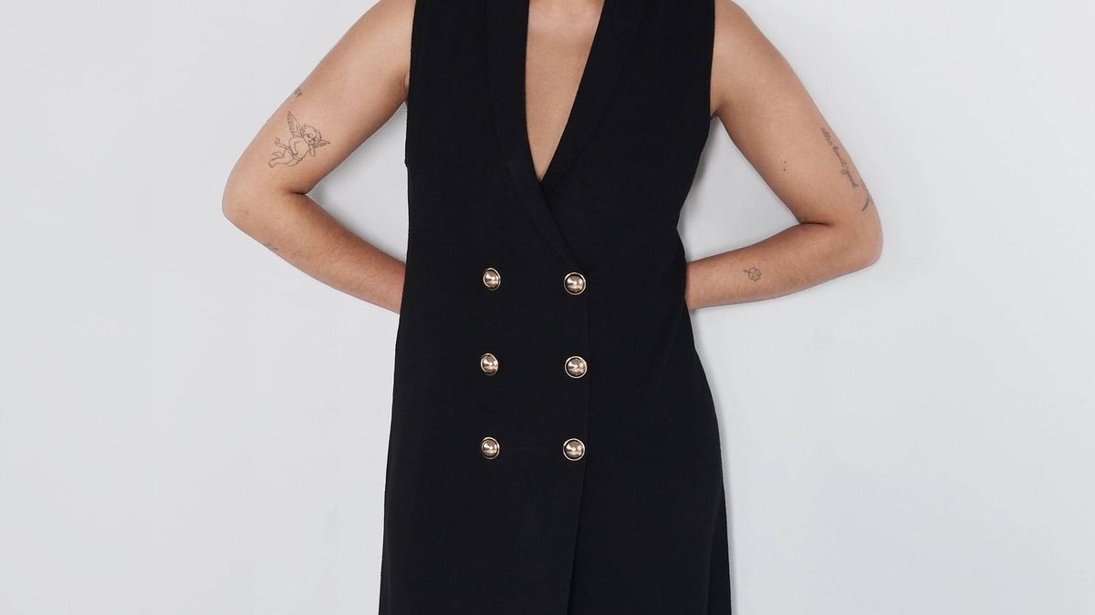 Polémica en Zara por una modelo de talla media a la que se etiqueta de modelo 'curvy'