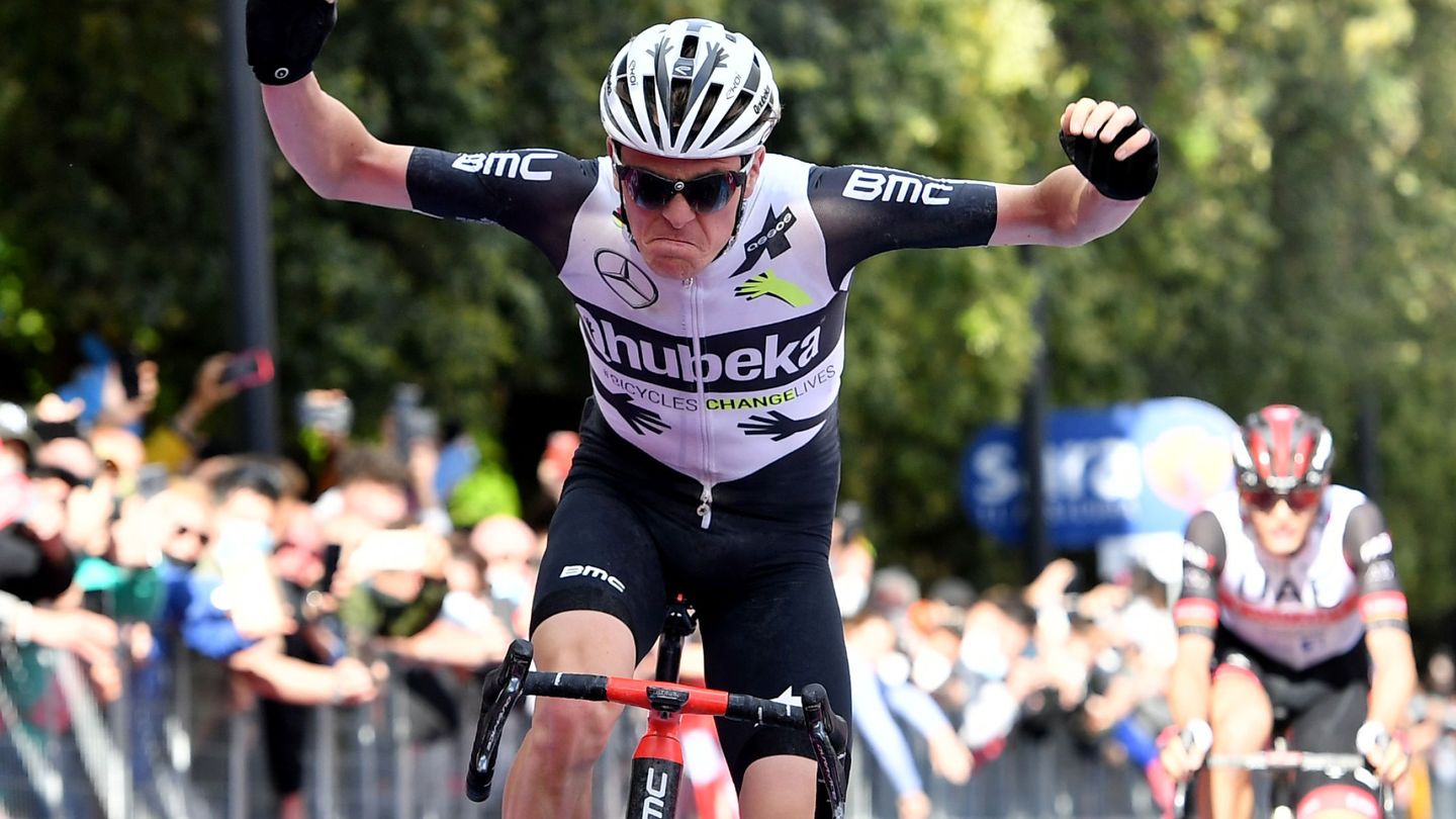 El suizo Mauro Schmid ganó la etapa de ayer en el Giro (Efe)