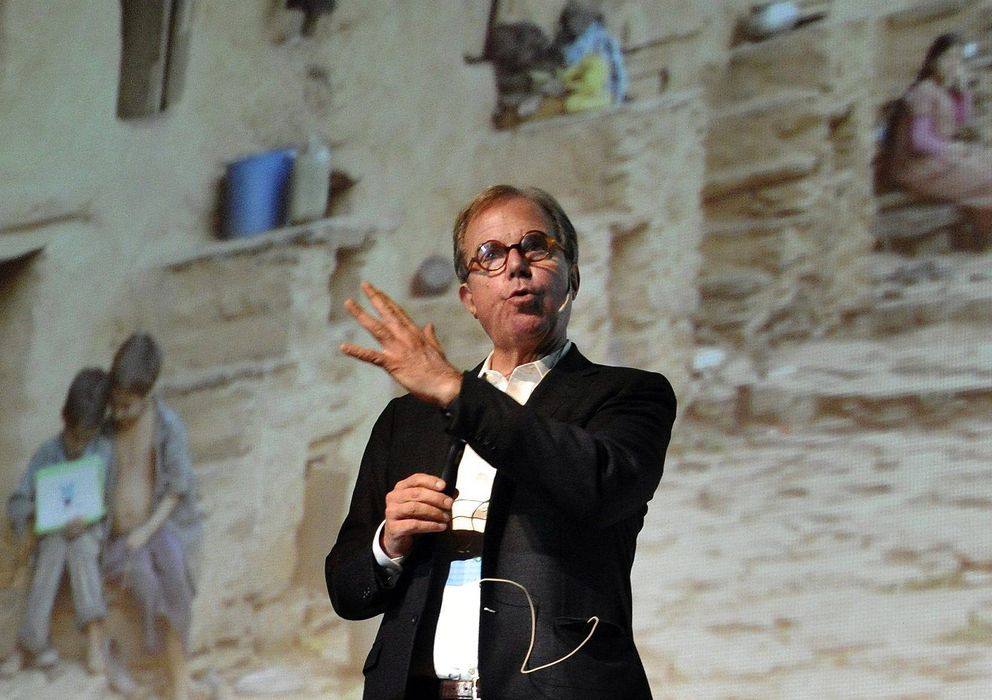 Foto: Negroponte durante una charla en Granada, en 2012. (Efe)