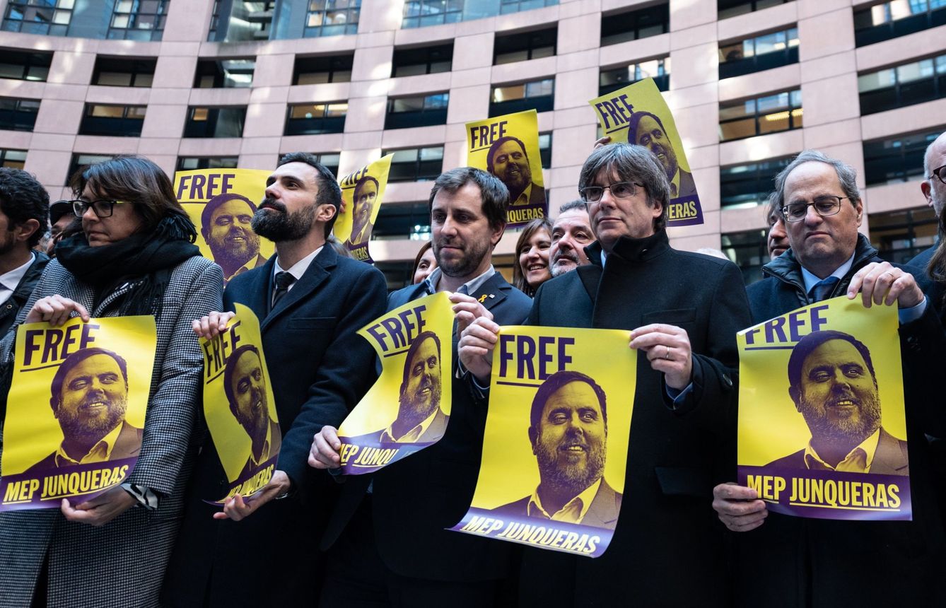 Protesta por la liberación de Oriol Junqueras. (EFE)