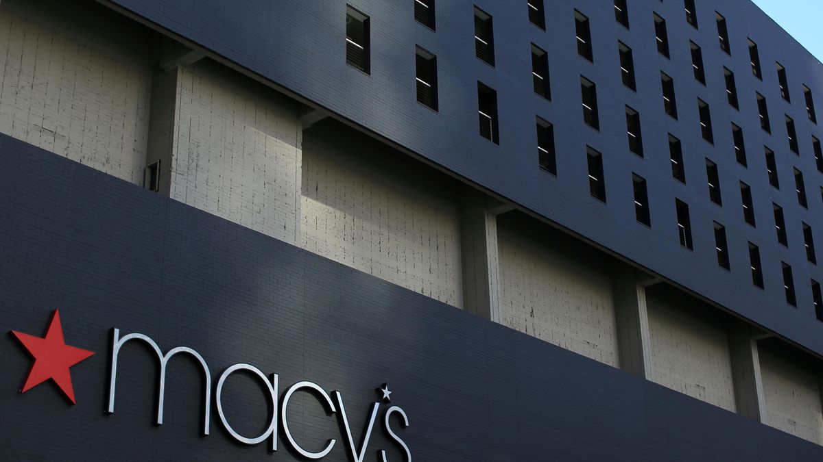 Macy’s recorta a la mitad sus beneficios trimestrales y se desploma en bolsa