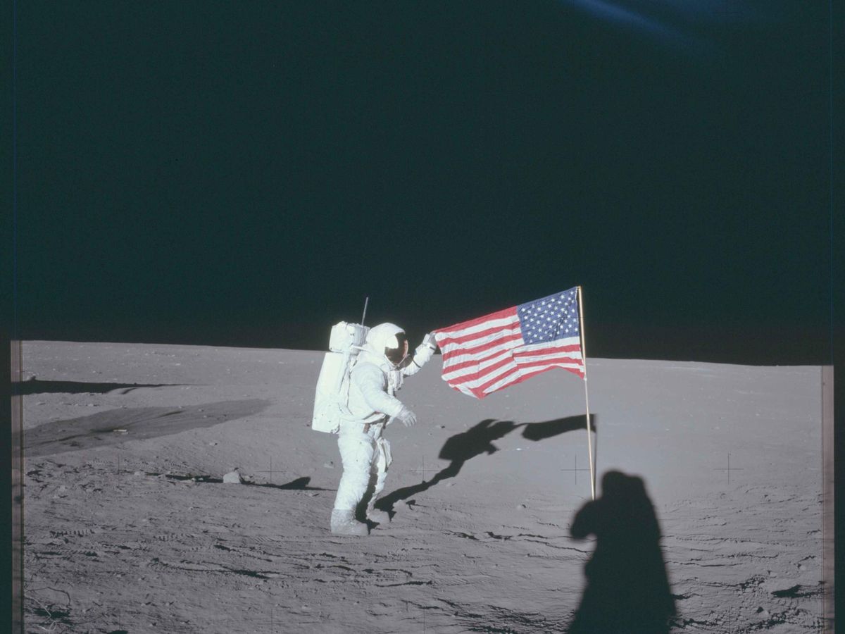 Foto: El astronauta Charles "Pete" Conrad Jr., alunizando en 1969. Foto NASA