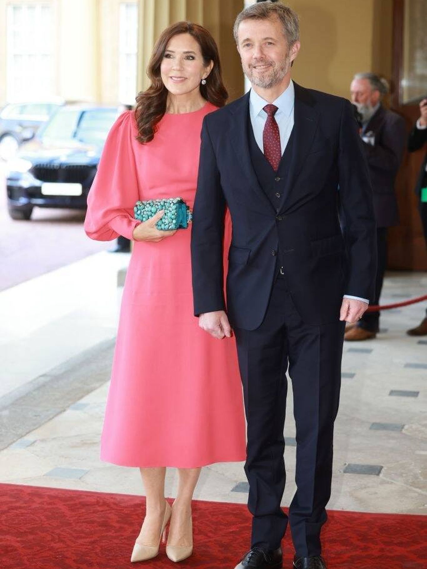 Federico y Mary de Dinamarca, durante la recepción en el palacio de Buckingham. (Getty)