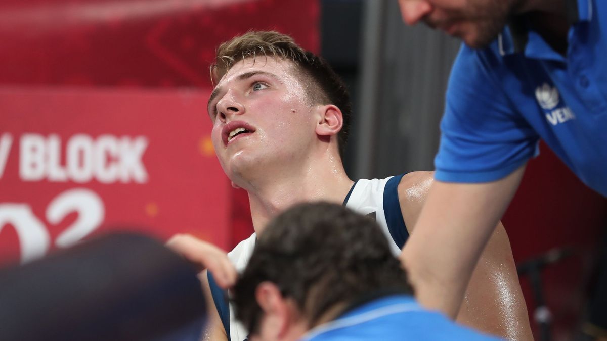Doncic se retiró lesionado en la final del EuroBasket