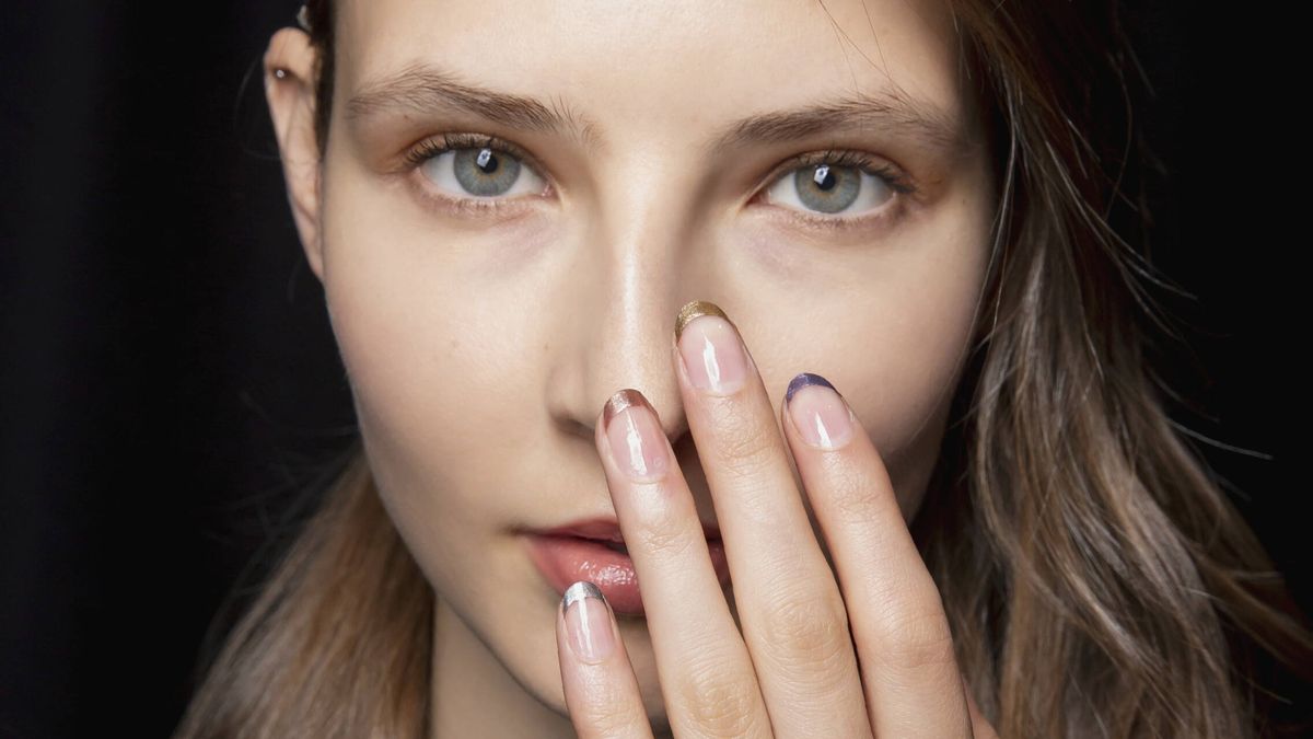 Los diseños de uñas que la mejor manicurista de Instagram recomienda para esta Navidad