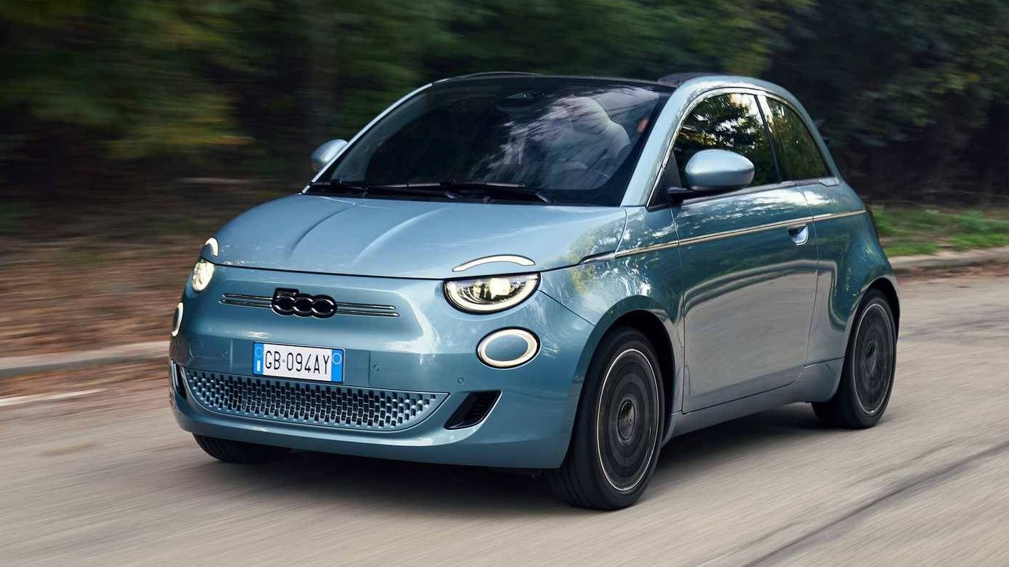 El Fiat 500 ha sido el vehículo más vendido de los eléctricos en el mes de octubre.