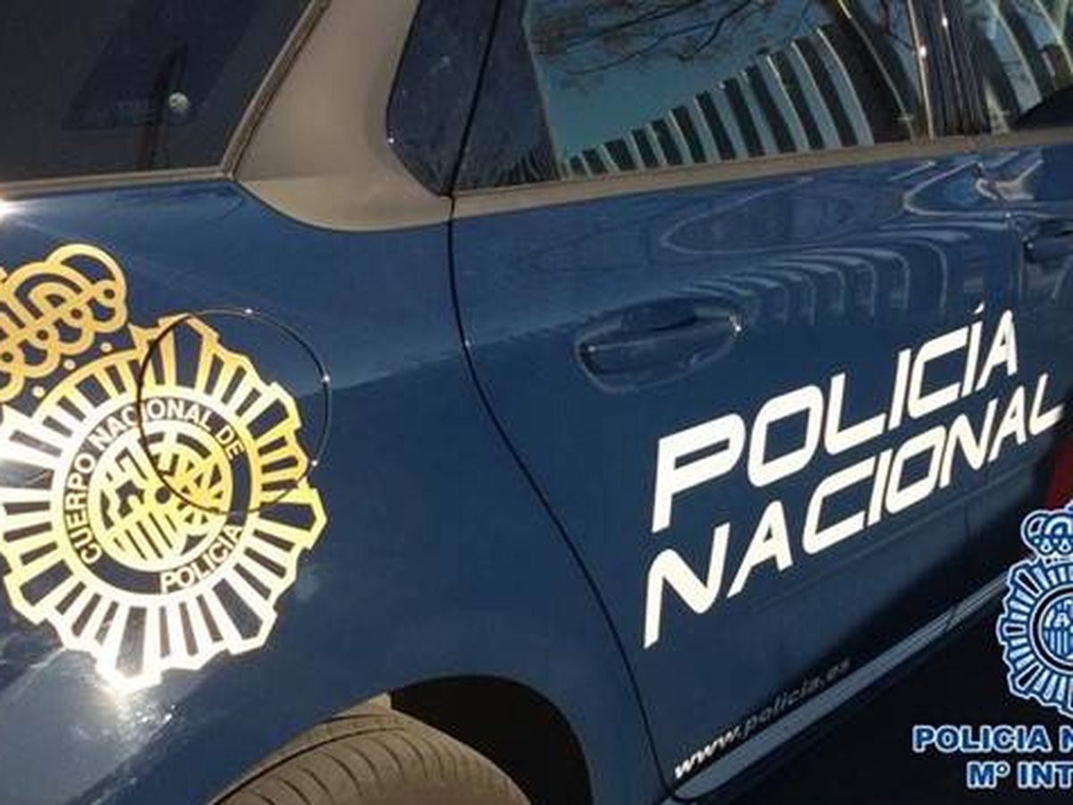 Foto: Coche de la Policía Nacional (Archivo)