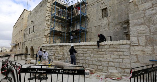 Foto: Trabajos de reconstrucción de la Basílica de la Natividad de Belén. (EFE)