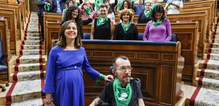 Post de Podemos acusa al PSOE de engañarle con el gasto en Defensa pero no romperá el Gobierno