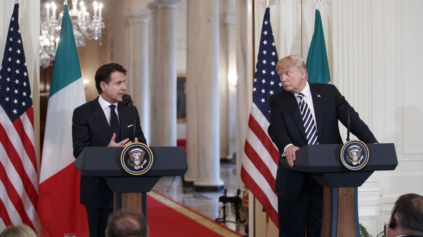 El presidente Trump y el primer ministro italiano Giuseppe Conte en la Casa Blanca, el 30 de julio de 2018. (EFE)