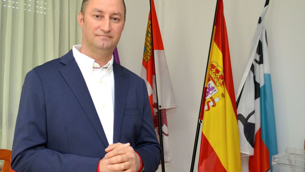 El único alcalde rumano de España repite mayoría absoluta en un pueblo palentino