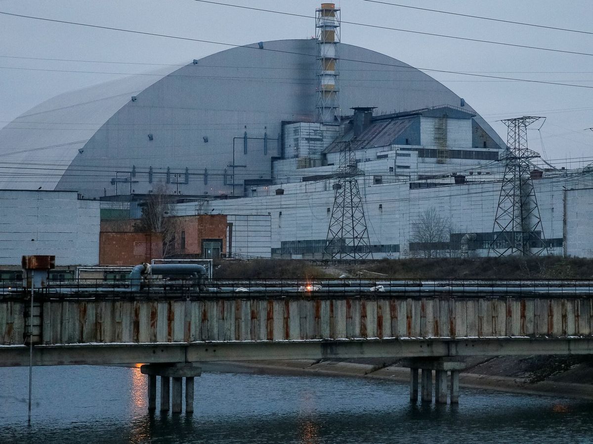 Foto: Imagen de archivo de la central nuclear de Chernóbil. (Reuters/Gleb Garanich)