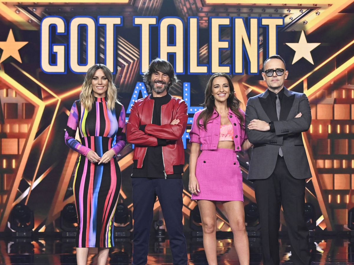 Foto: El presentador y el jurado de 'Got Talent All Stars'. (Mediaset España)
