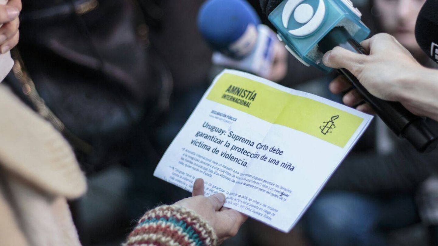Amnistía Internacional Uruguay se ha posicionado en contra de la restitución de la menor. (Fuente: Facebook)