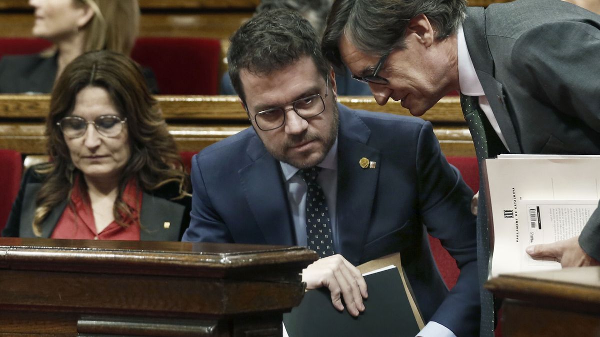 Aragonès ultima un pacto con el PSC para salvar los últimos presupuestos de su mandato
