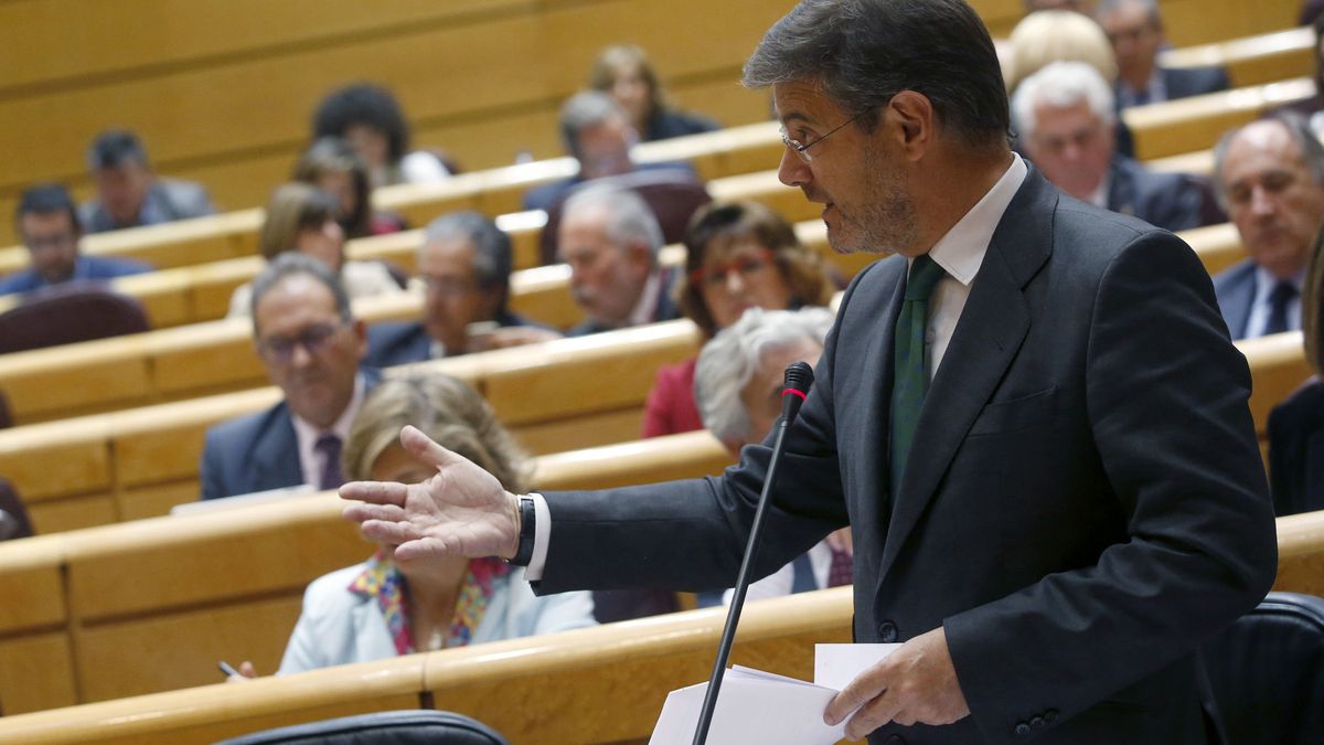 El PSOE pide ya la dimisión de Catalá y el ministro lo acusa de volverse antisistema