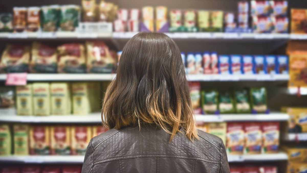 Las tres cosas que no deberías comprar en supermercados, según una experta