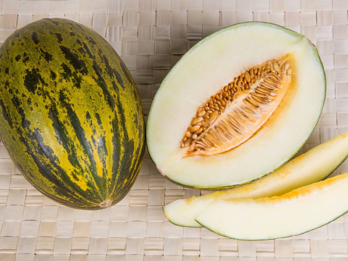 Foto: ¿Cómo saber si un melón está dulce? Este es el truco definitivo para que salga bueno. (iStock)