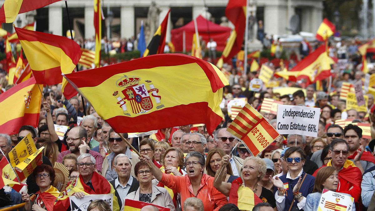 Sube el sentido españolista en Cataluña y bajan los que se sienten solo catalanes