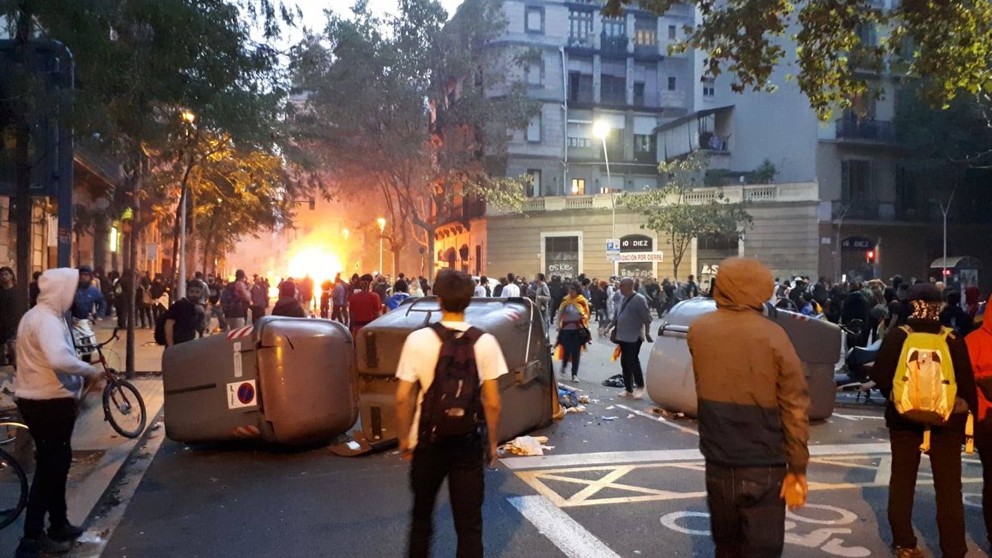 Imagen de las barricadas tras las barricadas. (Rafael Méndez)
