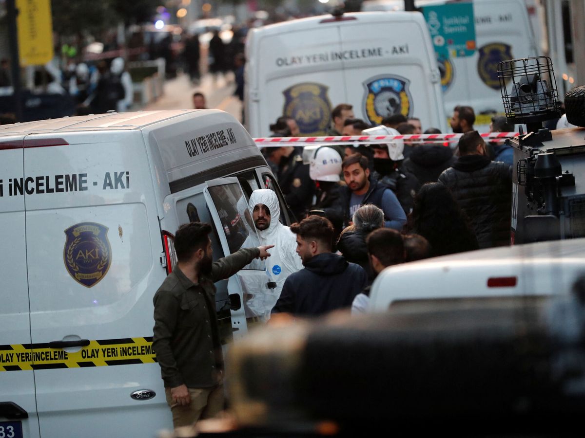 Foto: Las fuerzas de seguridad en el lugar de los hechos. (Reuters/Kemal Aslan)