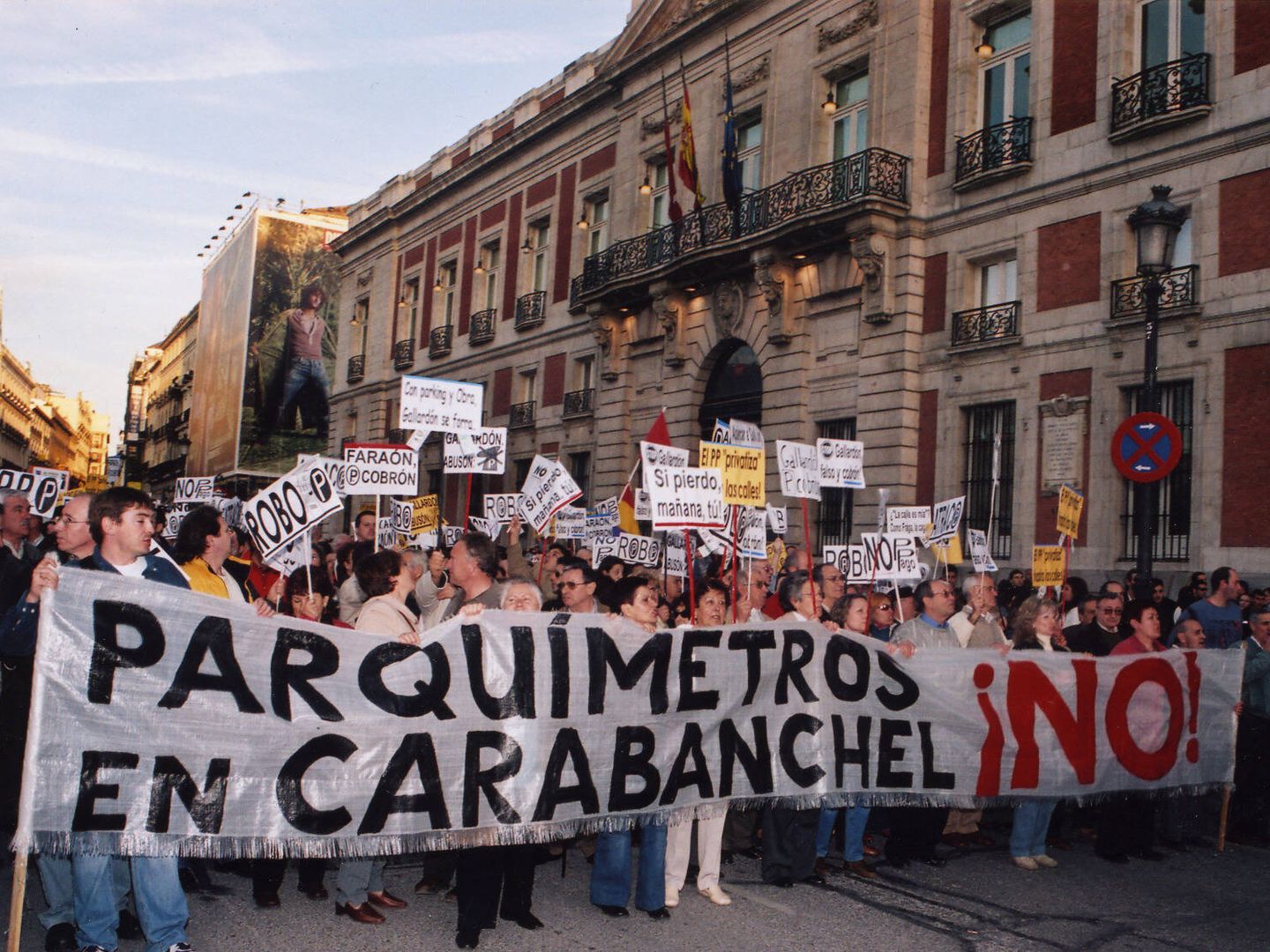 Protestas contra los parquímetros en Carabanchel en 2006 y 2007. (FRAVM)
