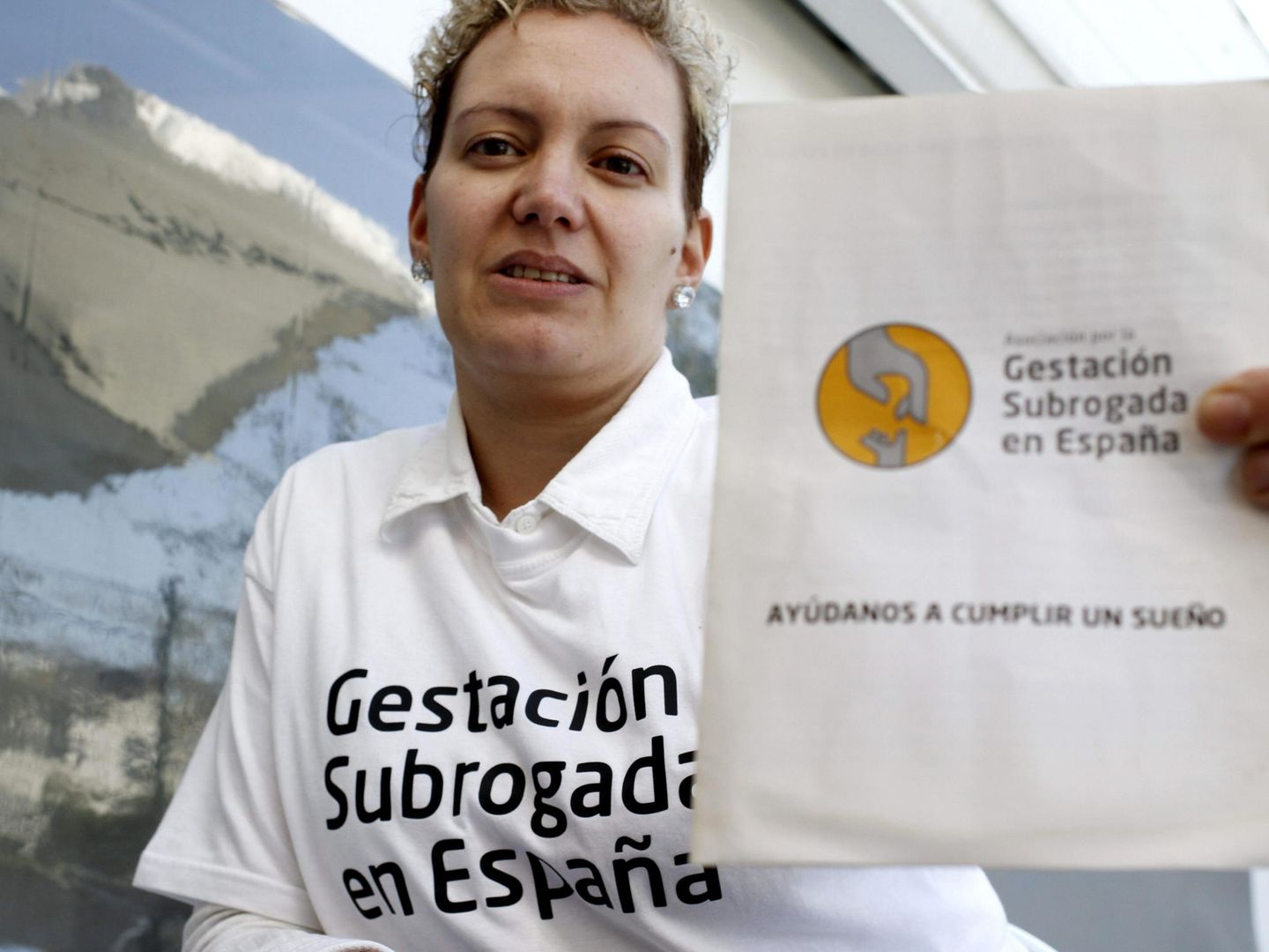En España hay polémica a causa de la gestación subrogada (EFE/Eliseo Trigo)