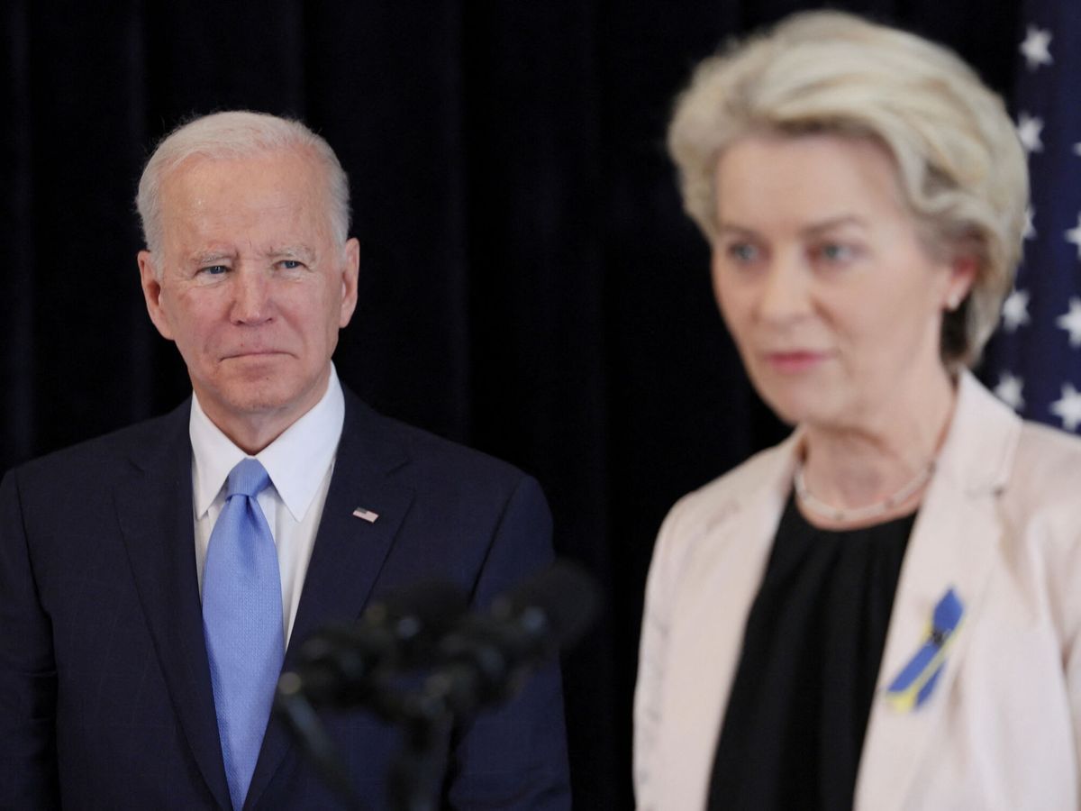 Foto: Ursula von der Leyen, presidenta de la Comisión Europa; y Joe Biden, presidente de EEUU. (Reuters)