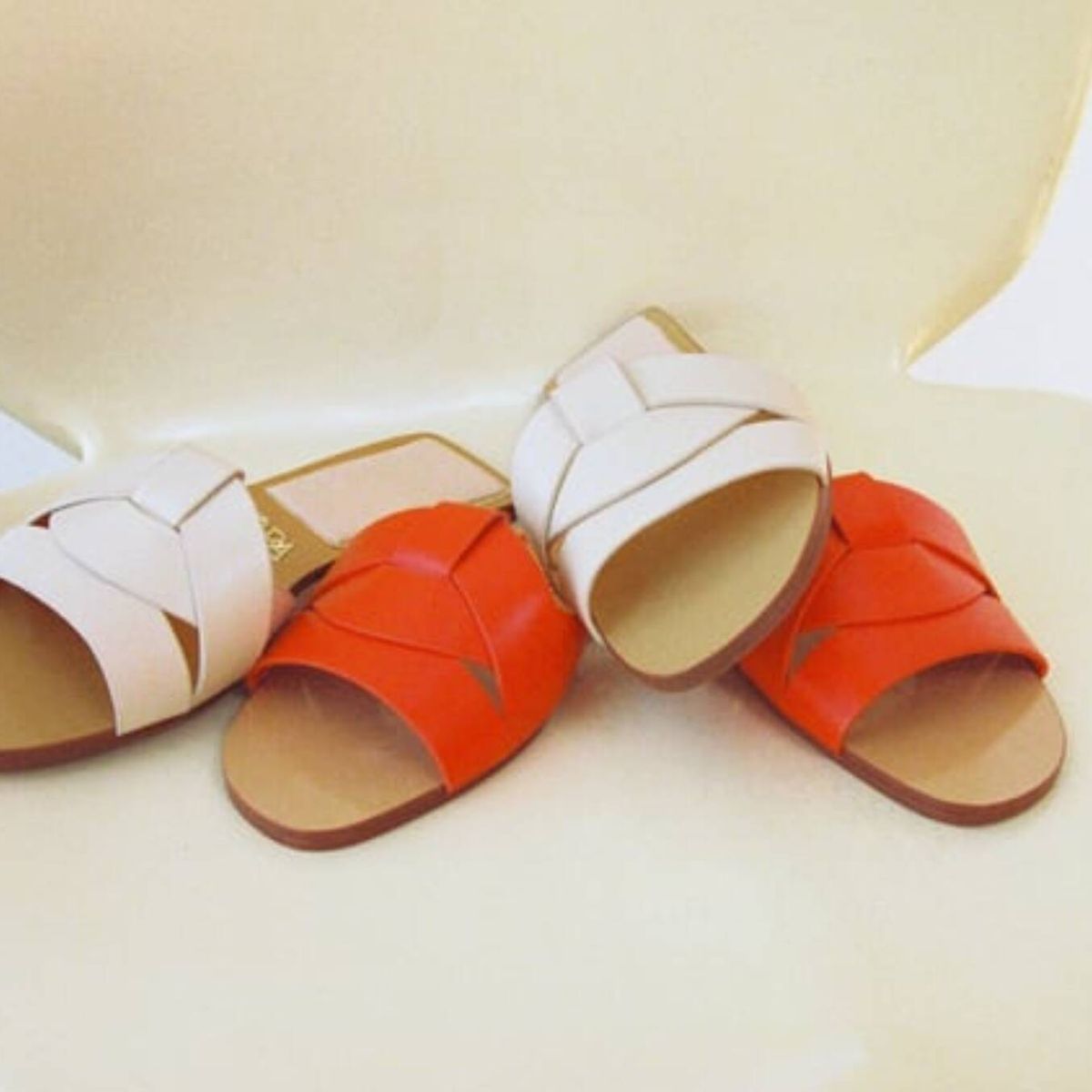 Las sandalias planas de verano más vendidas en