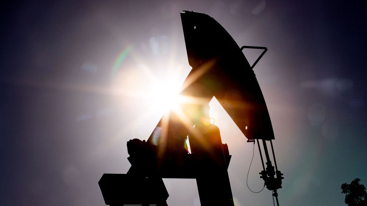 El petróleo salta a máximos de dos meses ¿ha pasado ya lo peor para el mercado?