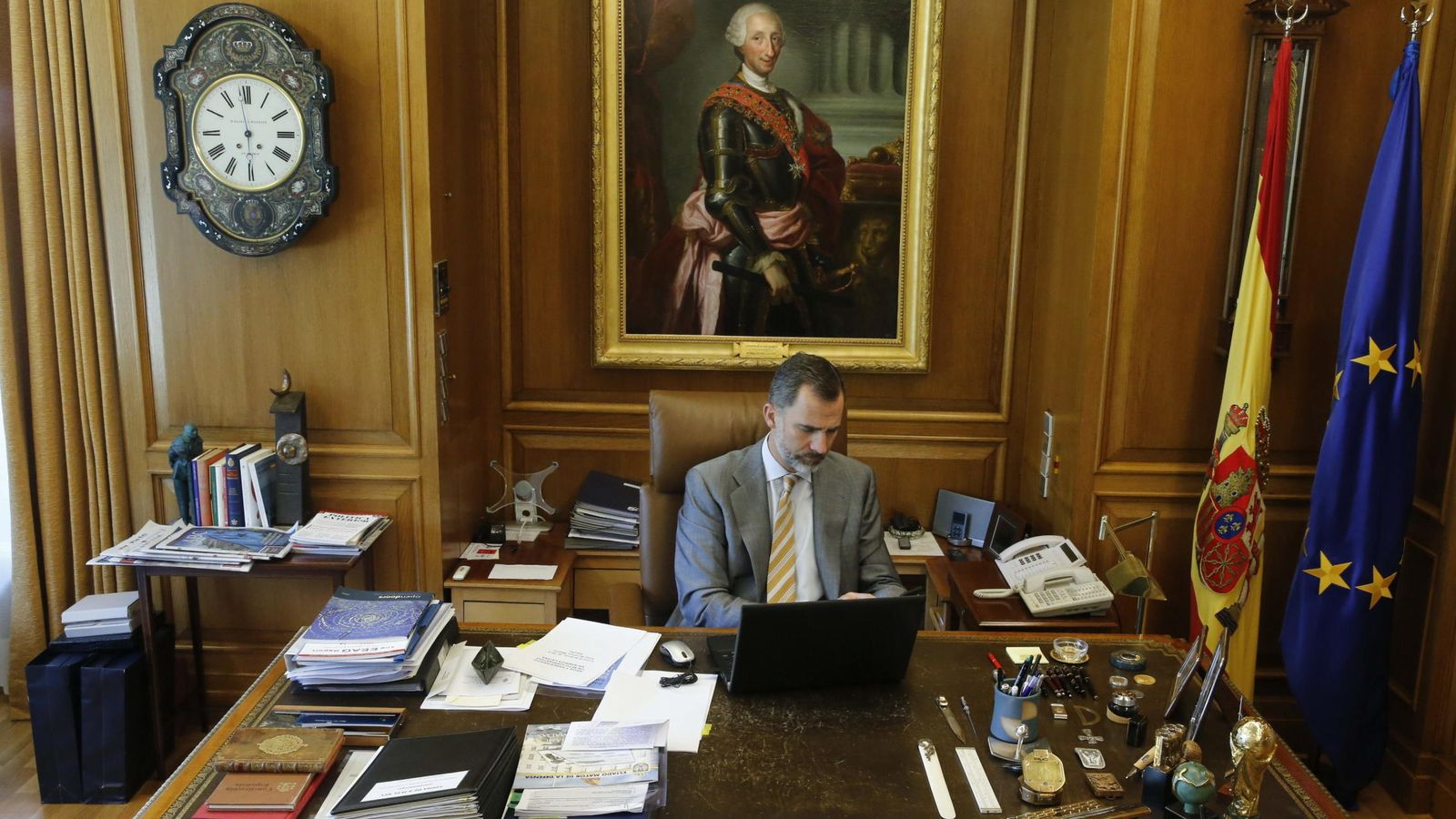 Foto: El Rey, Felipe VI, en su despacho (EFE)