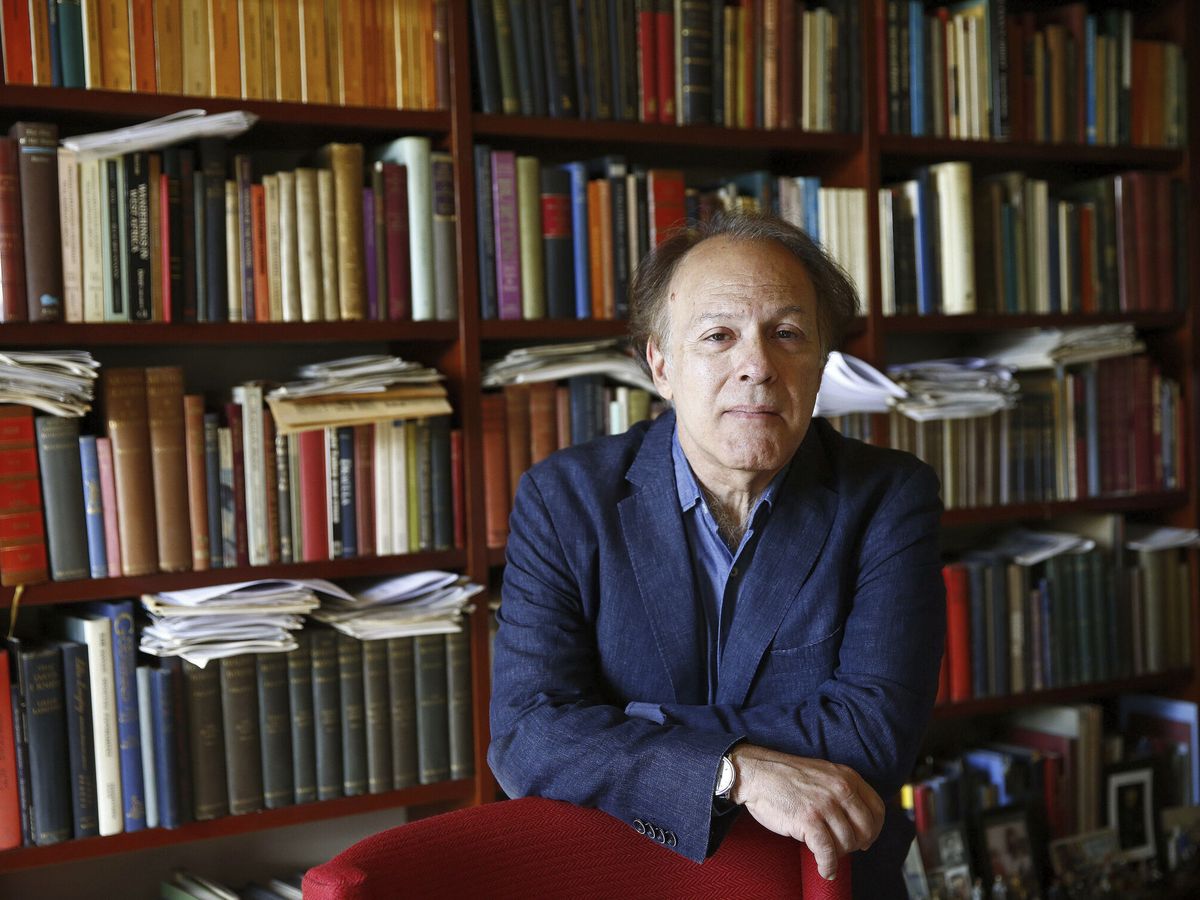 Foto: El escritor Javier Marías, en 2015. (EFE/J.P. Gandul)