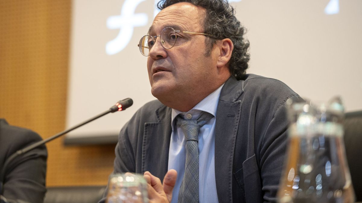 La Asociación de Fiscales critica el silencio de García Ortiz ante la petición de Puigdemont