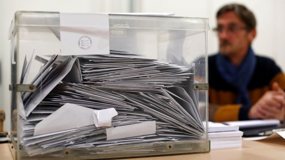 Cómo librarse (legalmente) de una mesa electoral en las elecciones municipales 2019