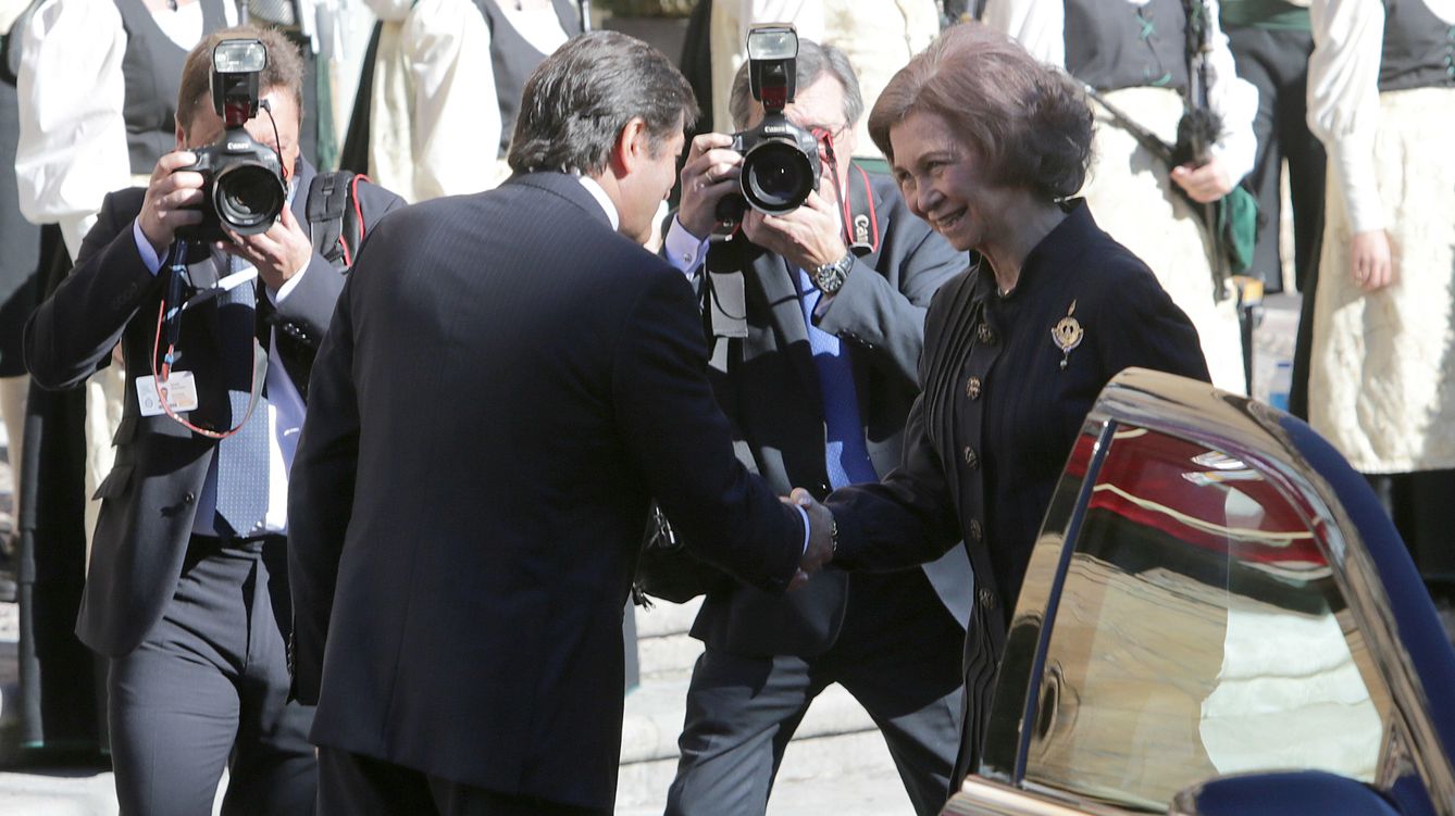 Foto: La Reina Sofía a su llegada a Oviedo (Gtres)