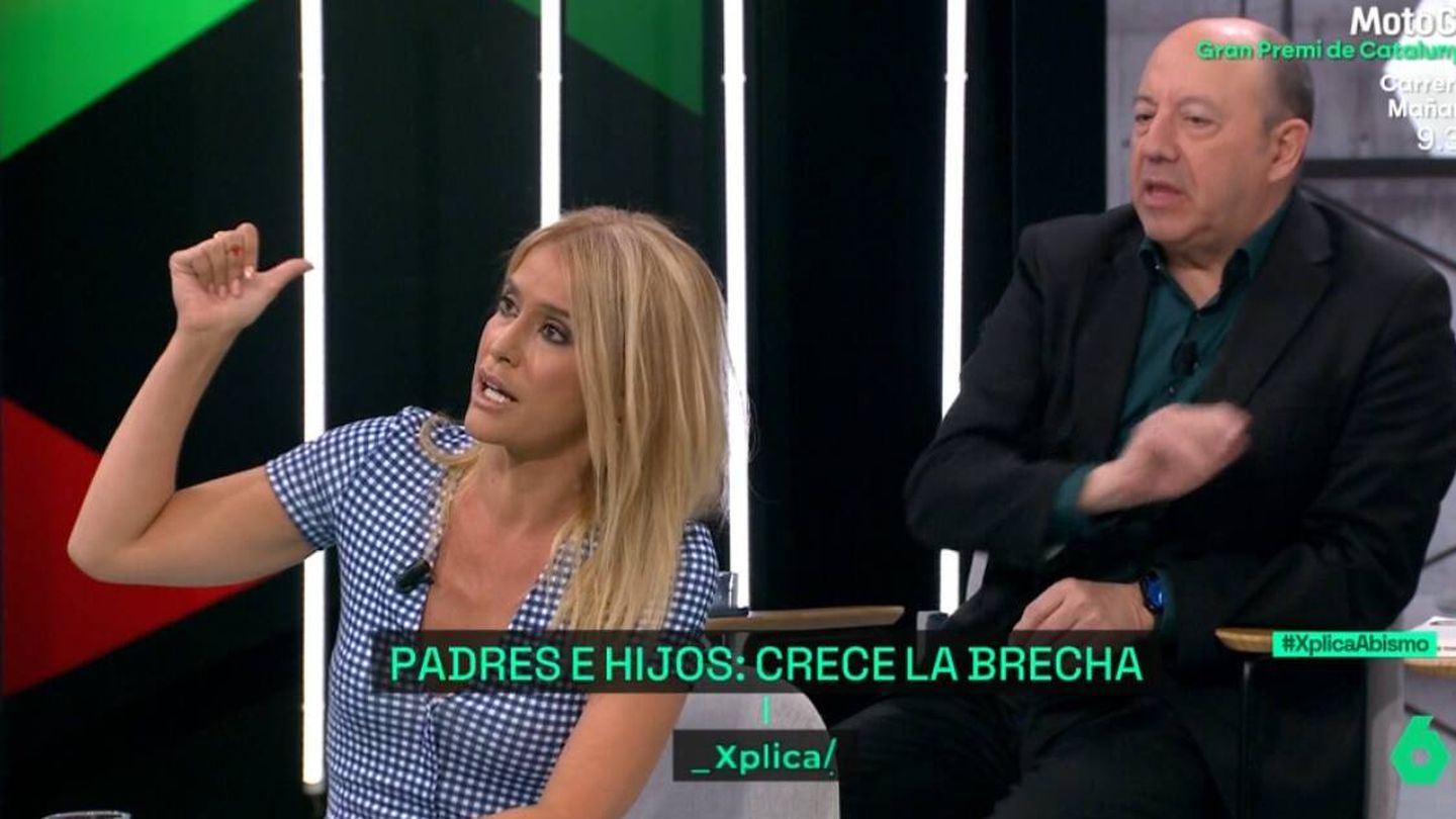 Afra Blanco junto a Gonzalo Bernardos en 'La Sexta Xplica'. (Atresmedia)