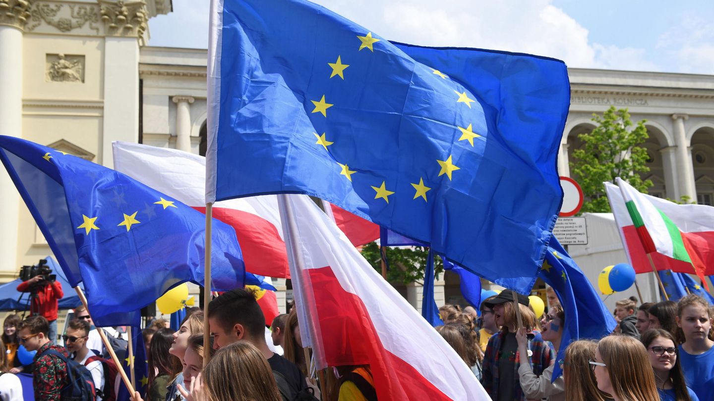 Manifestación proeuropea en Polonia. (Reuters)