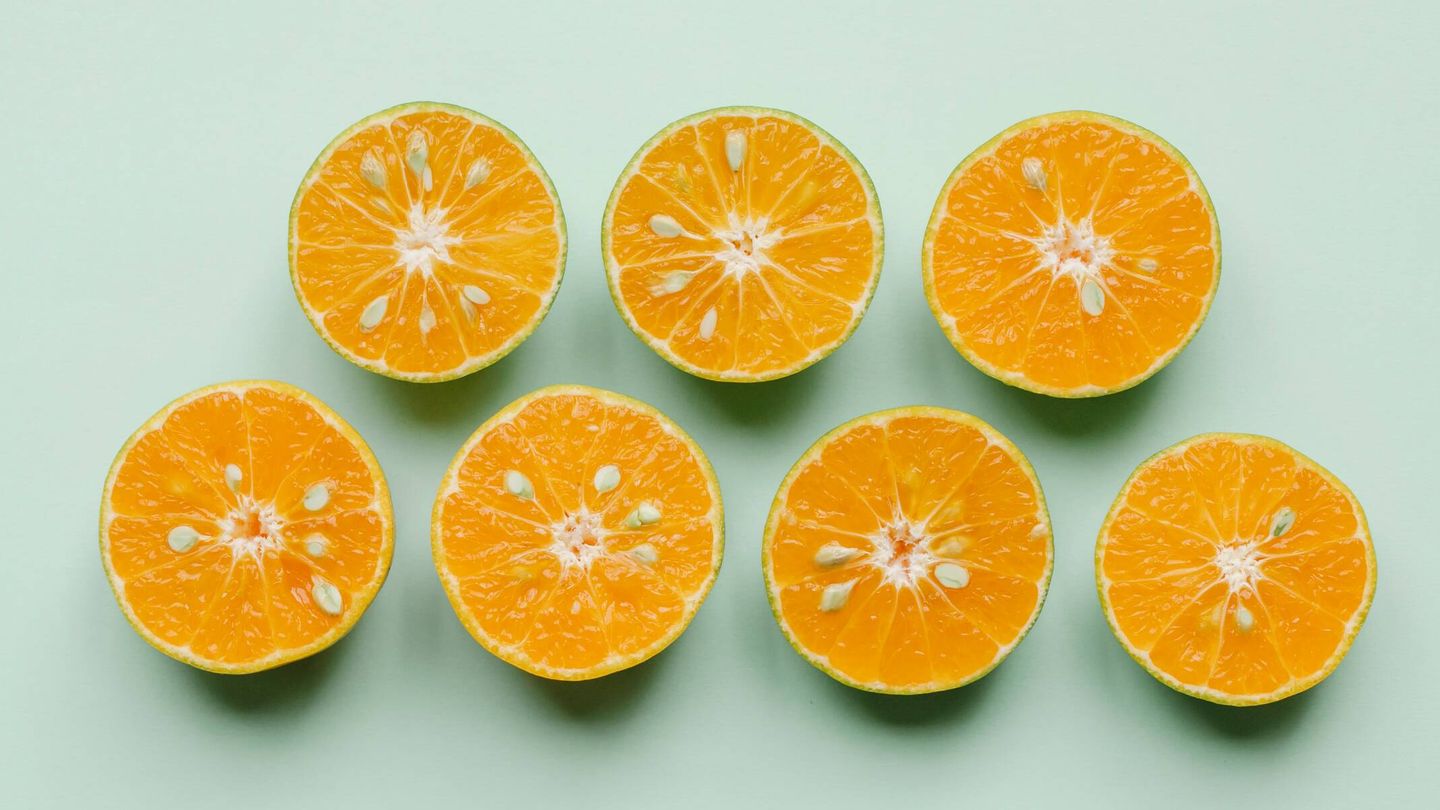 Las naranjas son una fuente de vitamina C. (Unsplash)