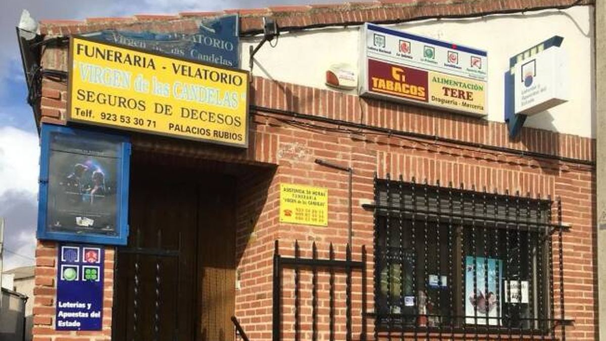La fachada de esta tienda no tiene precio: fiel reflejo de los pequeños pueblos de España