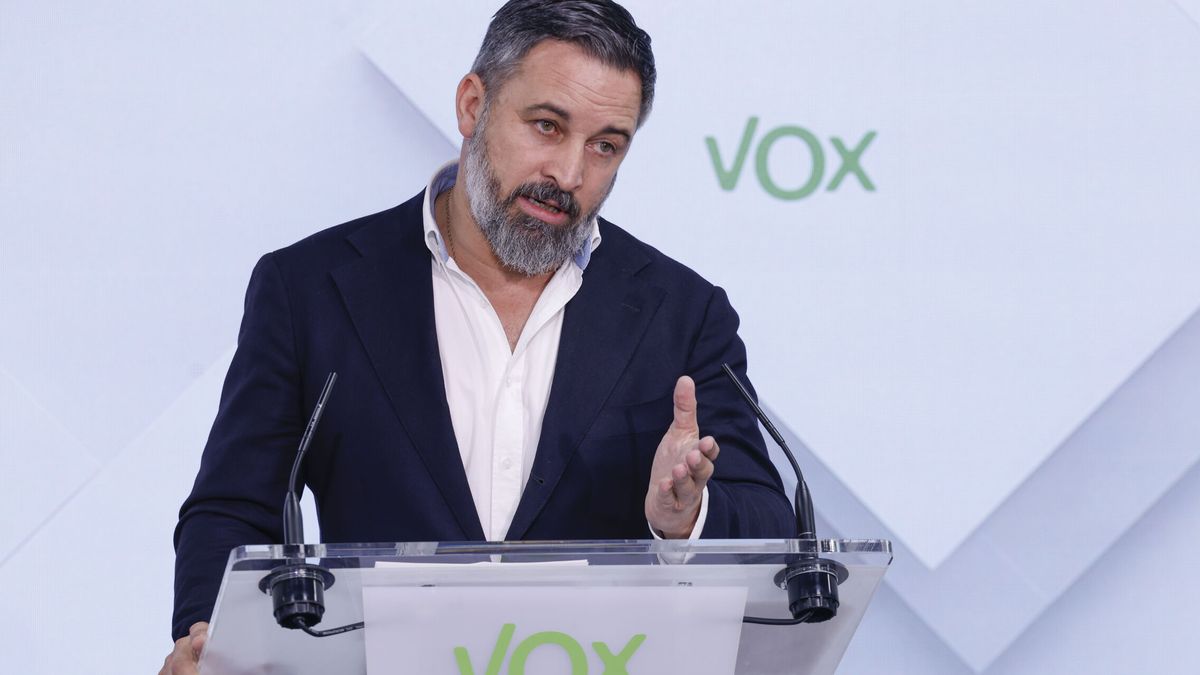 Vox romperá con el PP en las CCAA que acojan inmigrantes: "Abandonaremos los gobiernos"