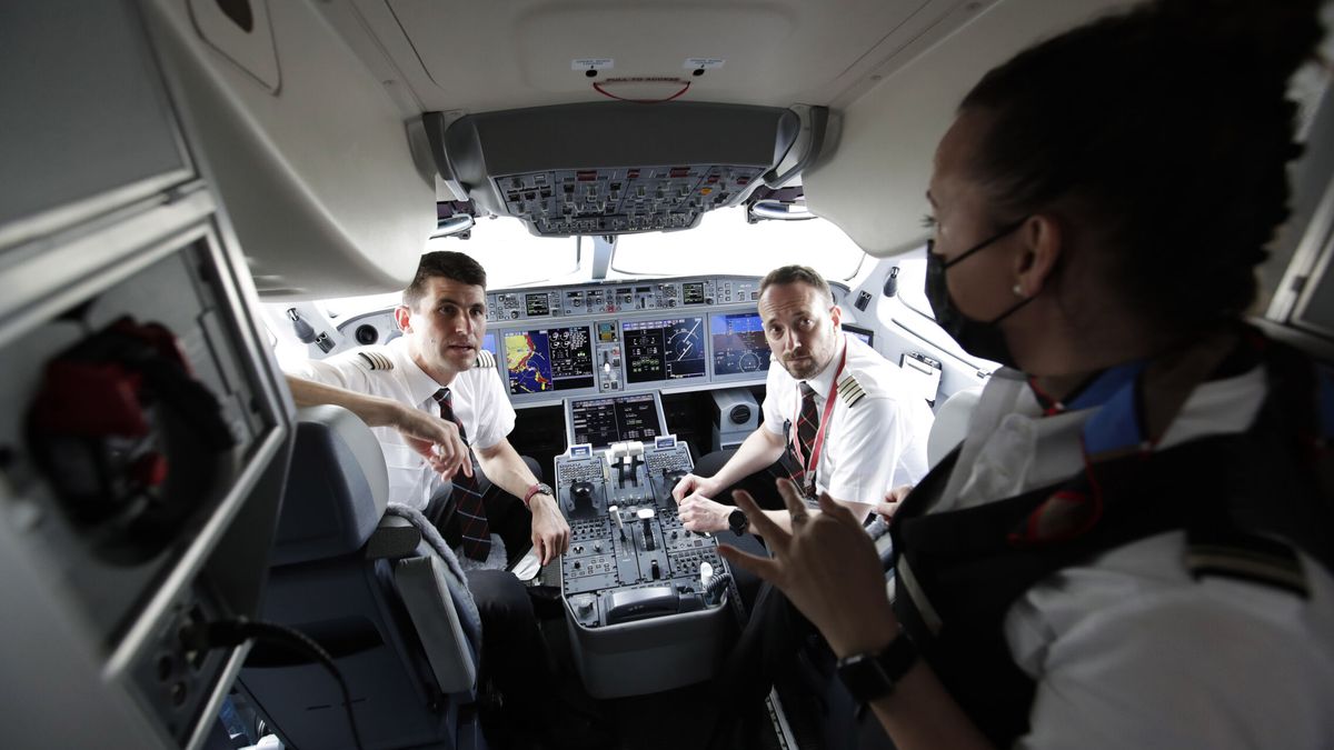 El alabado gesto de un piloto de Iberia con los pasajeros de un vuelo con retraso