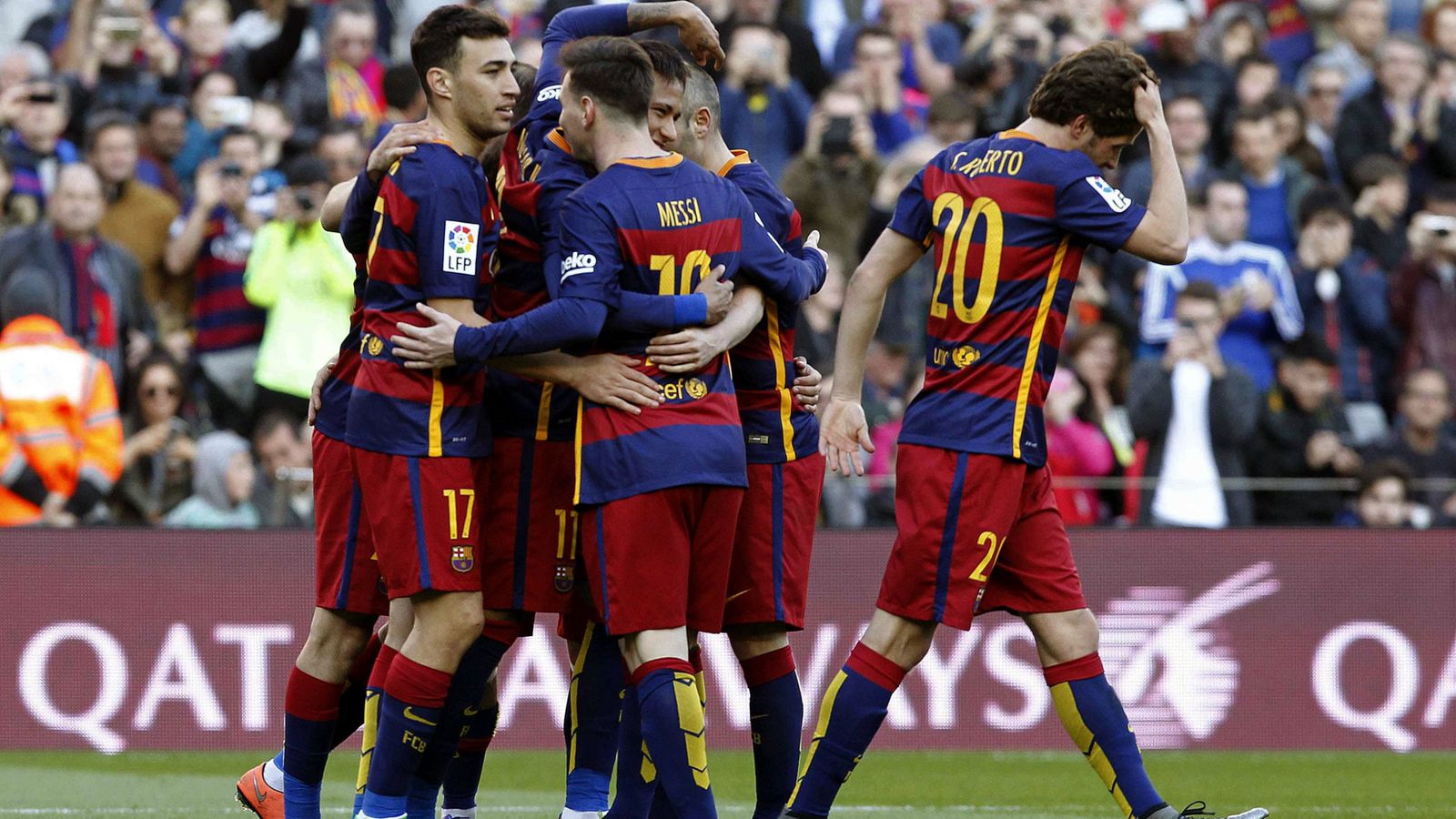 Foto: Los jugadores del Barcelona celebran un gol contra el Getafe (EFE). 