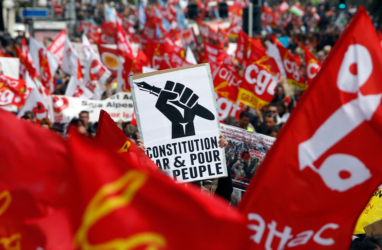 Sindicatos franceses durante una protesta contra la reforma laboral, en Niza (Reuters).