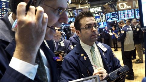 Más caídas para Wall Street en una jornada plagada de peores datos 