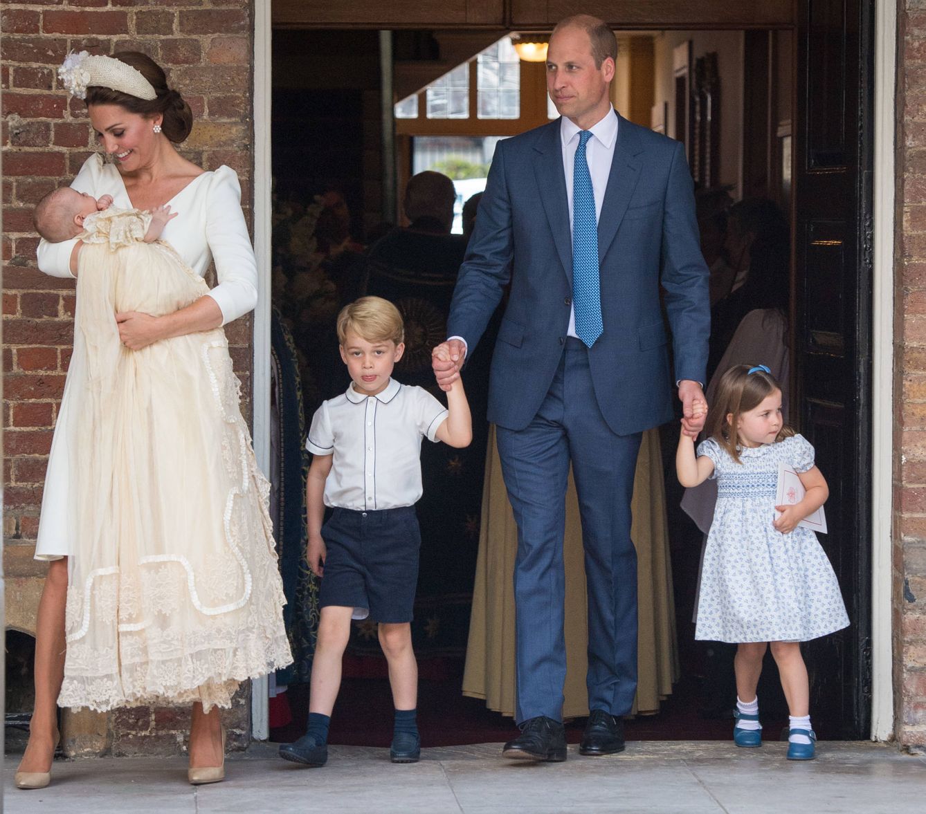 La actual familia al completo: los duques junto a los príncipes George, Louis y Charlotte. (Getty)