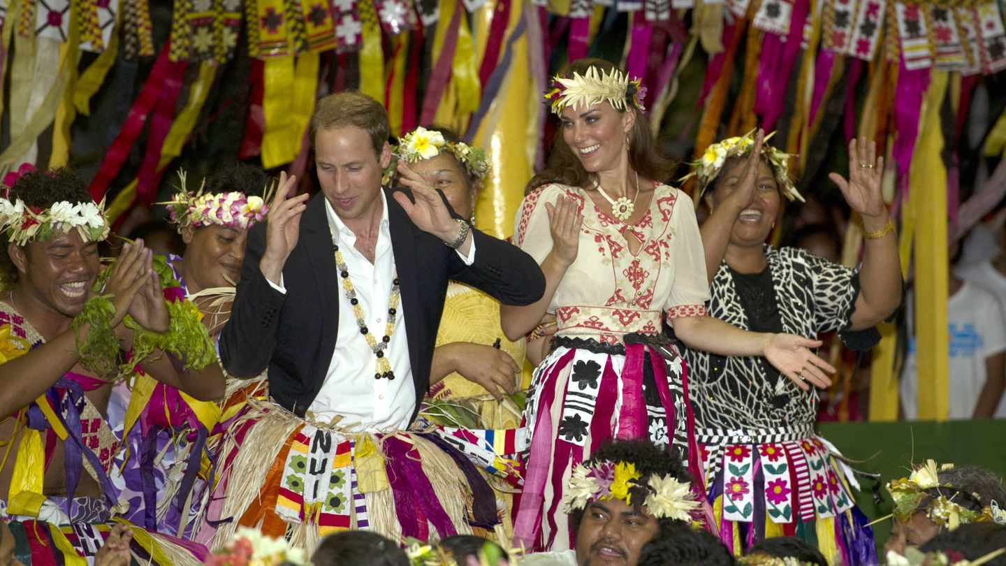 Los duques de Cambridge en la Polinesia, en septiembre de 2012. (Getty)