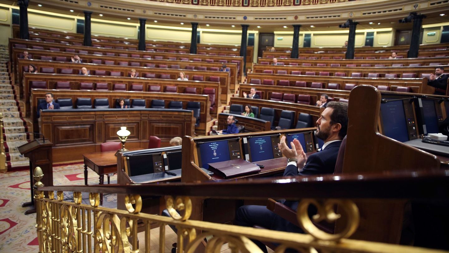 Un Congreso casi vacío, durante la última comparecencia de Sánchez. (EFE)