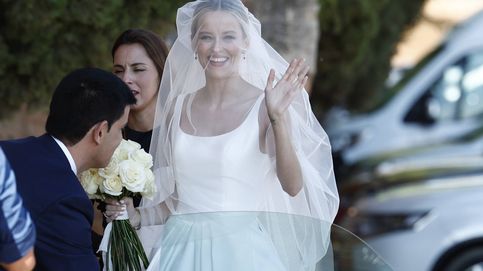 El primer vestido de novia de Daphne Cañizares: con velo y confeccionado con 30 metros de seda